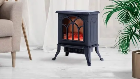 La estufa m&aacute;s vendida de Media Markt es una chimenea vintage port&aacute;til que es una pasada en decoraci&oacute;n