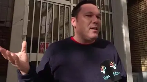 Vecinos de Doctor Mara&ntilde;&oacute;n 8 y 16