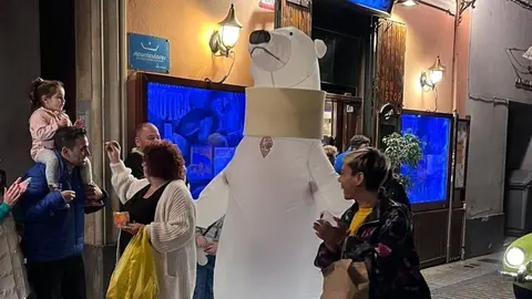 Todo lo que debes saber sobre la 'recuperaci&oacute;n' del oso perjudicado de la Cabalgata de Reyes de C&aacute;diz