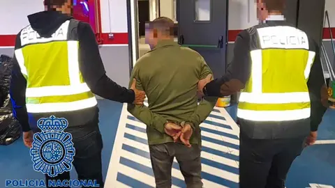 Dos sospechosos de asesinato aparecen escondidos en una nave abandonada de Jerez