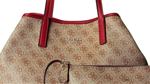 Amazon tiene en rebajas estos dos bolsos de Guess para lucir ahora y siempre