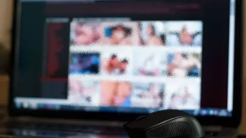 Todo lo que debes saber de la red que distribuye pornograf&iacute;a infantil por mensajer&iacute;a en Granada