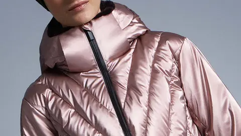 Te cre&iacute;as que Oysho s&oacute;lo vend&iacute;a tangas, pero esta chaqueta te deslumbrar&aacute;
