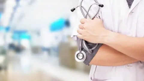 Esta es la terrible agresi&oacute;n a un conocido m&eacute;dico con m&aacute;s de 30 a&ntilde;os de experiencia en Sevilla