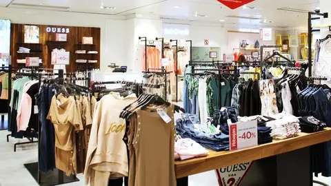 Guess lanza un gui&ntilde;o a Louis Vuitton con estas botas rebajadas en El Corte Ingl&eacute;s