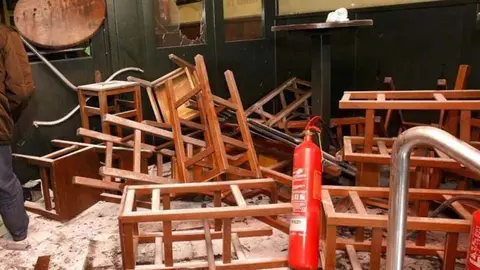 Monumental pelea en Granada. Estas son las secuelas para los implicados