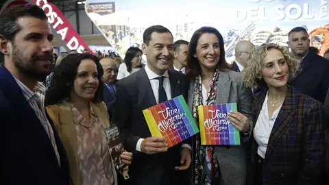 El pabell&oacute;n de Andaluc&iacute;a en Fitur recibe en las jornadas profesionales casi 100.000 visitas