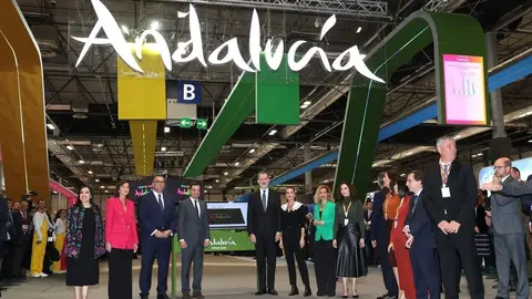 El expositor de Andaluc&iacute;a en Fitur 2023 recibe m&aacute;s de 143.000 visitas, casi el doble que en 2022