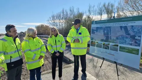 La Junta de Andaluc&iacute;a invierte 2,9 millones para reparar la autov&iacute;a que une Jerez y Chipiona