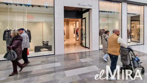 Massimo Dutti en Centro Comercial Lagoh de Sevilla | El MIRA