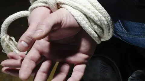 Retienen a 2 personas en un zulo de M&aacute;laga. Este es el rescate que piden