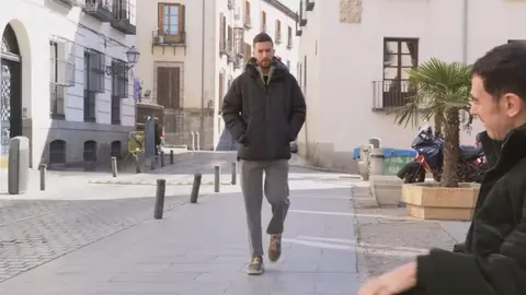 David Broncano sorprende a los fans de Pantomima Full al aparecer en su v&iacute;deo 'LLEGAR TARDE'