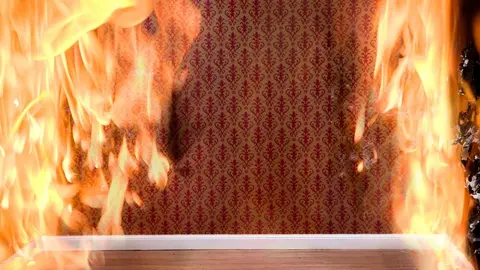 Quema la casa de su expareja y su beb&eacute; para causar el mayor da&ntilde;o posible en Sevilla