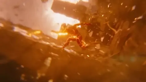 El tr&aacute;iler de 'The Flash' sorprende durante la emisi&oacute;n de la Super Bowl y enloquece las redes