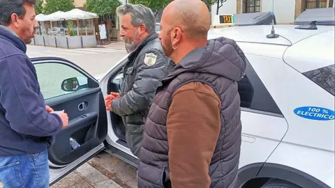 Primer taxi el&eacute;ctrico en Jerez