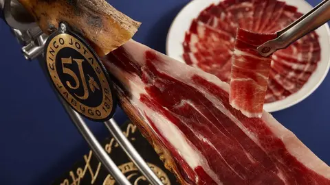 Jam&oacute;n ib&eacute;rico Cinco Jotas