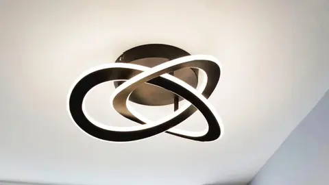 Leroy Merlin tiene una l&aacute;mpara que parece sacada de un cat&aacute;logo de marca premium