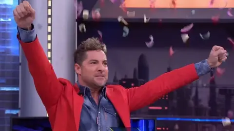 David Bisbal logra regalar los 3000 euros de la tarjeta de El Hormiguero en su primer intento