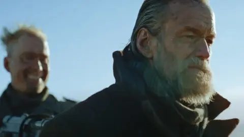 Sisu El tr&aacute;iler viral de la pel&iacute;cula que enfrenta a un buscador de oro contra los nazis