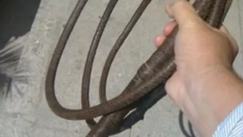 Esta es la brutal historia de una mujer en Almer&iacute;a. Violada tras recibir latigazos con un cable