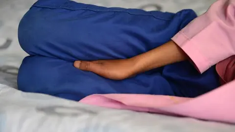 Agresi&oacute;n sexual en Sevilla. Esta es la terrible humillaci&oacute;n que sufre una chica en una casa