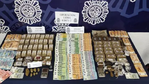 Operaci&oacute;n antidroga con detenidos en M&aacute;laga. As&iacute; se encontr&oacute; la Polic&iacute;a la casa investigada