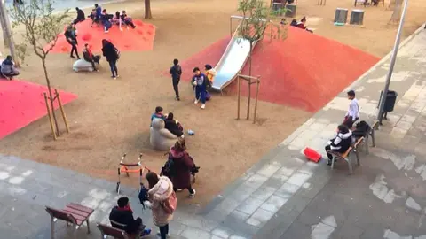 Venden y consumen droga a la vista de los ni&ntilde;os en Almonte (Huelva. Los vecinos estallan