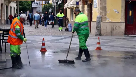 El Ayuntamiento de Jerez reduce a 60 d&iacute;as el pago a proveedores y salda su deuda con Urbaser