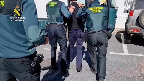 Operaci&oacute;n antidroga en Huelva. Intervienen armas, veh&iacute;culos y material de comunicaciones