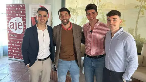 &Eacute;xito en la Jornada &ldquo;C&oacute;mo aumentar tus ingresos exponencialmente a trav&eacute;s de TikTok&rdquo; de AJE C&aacute;diz celebrada en Jerez (1)