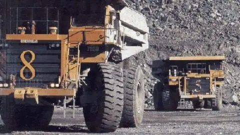 Muere un trabajador tras chocar el dumper que conduc&iacute;a contra una casa en C&oacute;rdoba