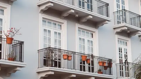 Muere un ni&ntilde;o de 12 a&ntilde;os tras caer por un balc&oacute;n en Mijas (M&aacute;laga)