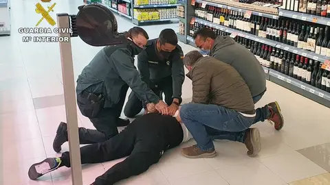 Gran alarma social ante la oleada de robos en Huelva. As&iacute; lograban hacerse con el bot&iacute;n