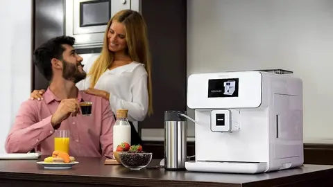 Amazon da en la diana con la cafetera Cecotec de las casas de dise&ntilde;o industrial