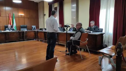 El acusado de matar al ladr&oacute;n que entr&oacute; en su casa en Ja&eacute;n. Me tuve que defender por miedo