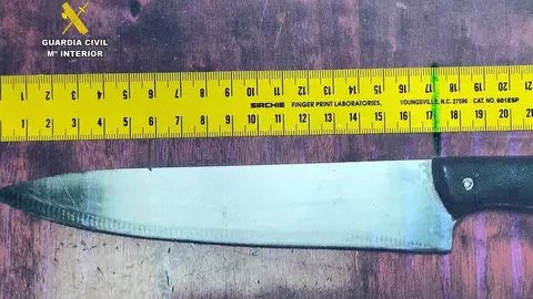 P&aacute;nico en Sevilla. Roba en establecimientos amenazando con un cuchillo para llevarse el dinero