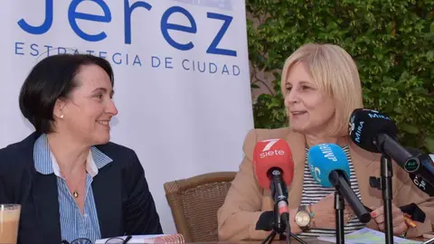 Nela Garc&iacute;a y Mar&iacute;a Jos&eacute; Garc&iacute;a-Pelayo | Foto: Noelia Herrera (Jonocla) para elMIRA.es