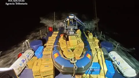 Persecuci&oacute;n a una narcolancha en Almer&iacute;a. 4 toneladas de hach&iacute;s intervenidas y varios detenidos