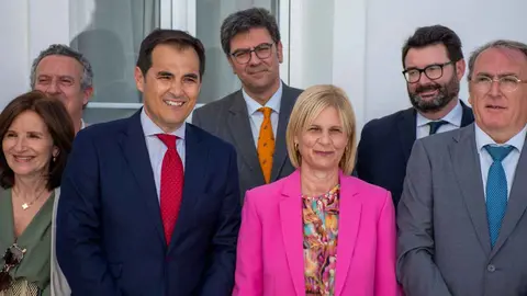 Garc&iacute;a-Pelayo y  Jose Antonio Nieto en el Colegio de Abogados | Noelia Herrera Jonocla Fotograf&iacute;a para Mira Jerez