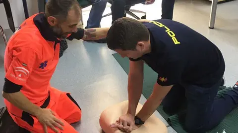 Pierde el pulso tras caer al suelo inconsciente en el interior de su casa en Linares (Ja&eacute;n)