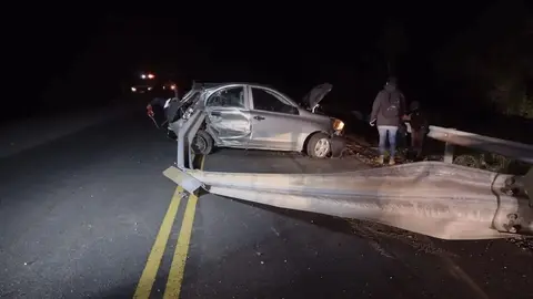 Fallece el conductor de un coche tras chocar con la mediana de la A-7 a su paso por El Ejido
