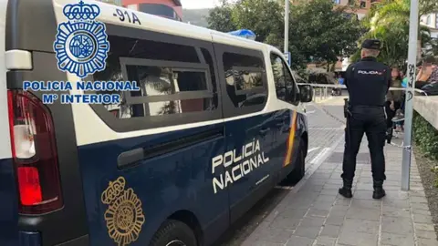 Apu&ntilde;ala en el cuello a un vecino en C&oacute;rdoba y amenaza de muerte a agentes de la Polic&iacute;a Nacional