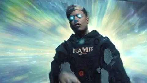 El &eacute;xito del artista granadino Saiko con su tema 'Supernova' revoluciona las redes sociales