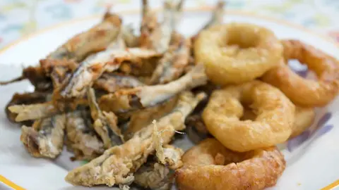 3 freidur&iacute;as en M&aacute;laga que te llevan los pedidos a casa