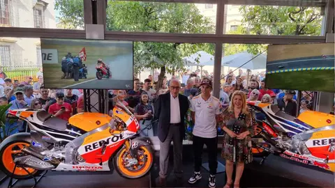 Marc M&aacute;rquez inaugura Garage 93 en Jerez