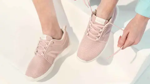 Zapatillas transpirables NewFeel mesh Mujer Soft 140 rosa