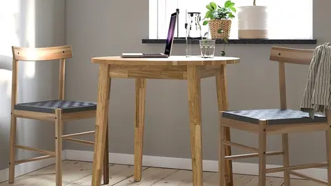 Ikea te ofrece la mejor mesa redonda de acacia retro para completar tu cocina