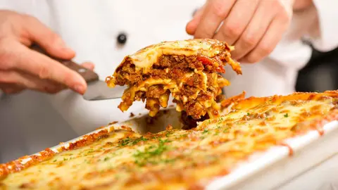 La mejor lasa&ntilde;a de carne de toda M&aacute;laga - 3 restaurantes que te saltan las l&aacute;grimas