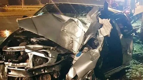 Estas son las consecuencias del brutal accidente de tr&aacute;fico en Almer&iacute;a capital