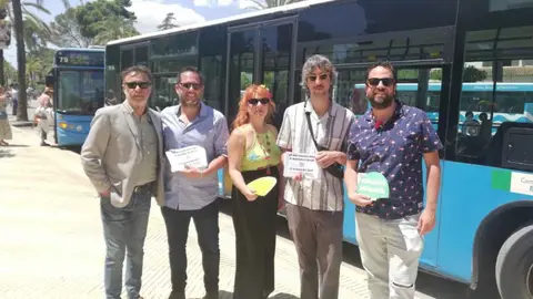 Autobuses gratis frente a aparcamientos en la Feria del Caballo la medida de Adelante Andaluc&iacute;a